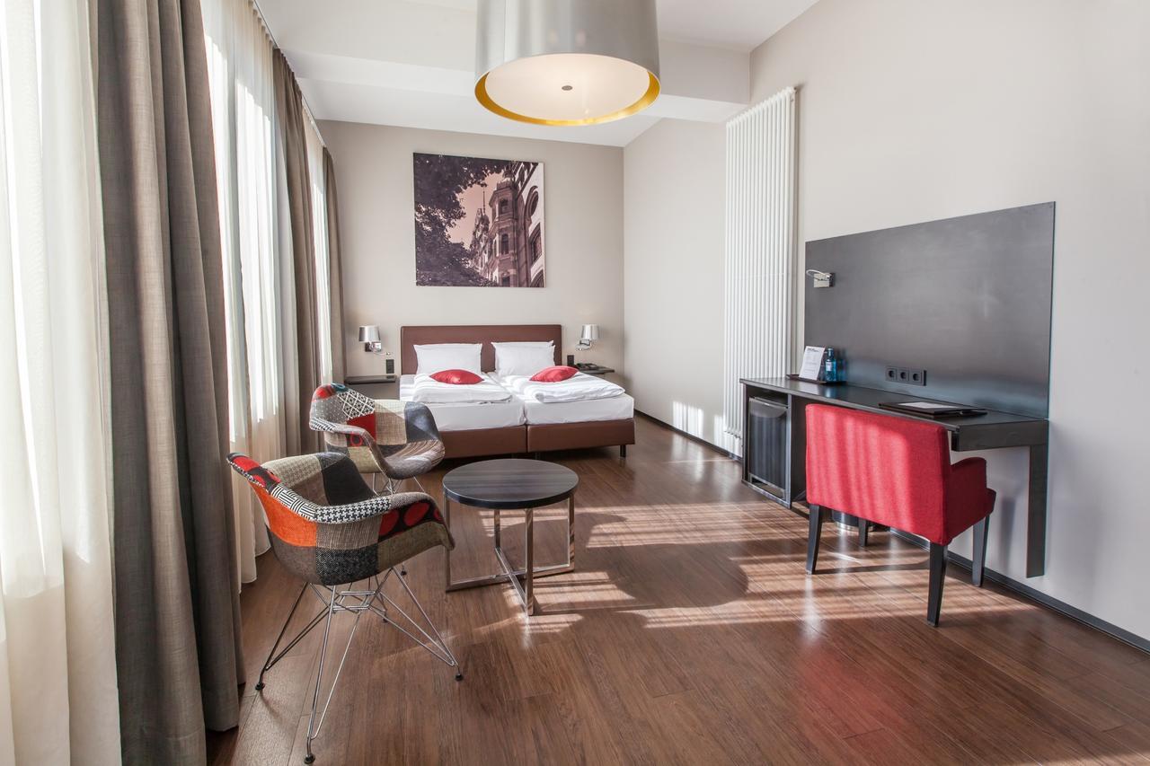 Hotel Volksschule Hambourg
