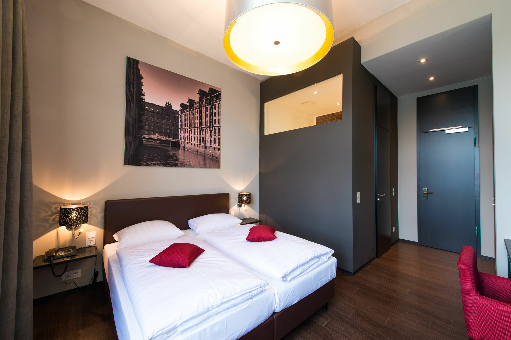 Volksschule 4* Hambourg