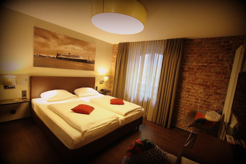 Hotel Volksschule Hambourg